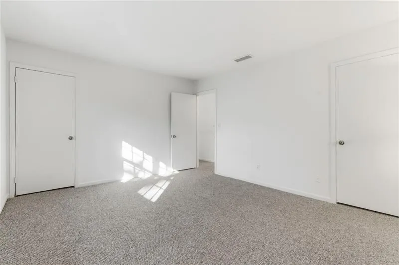 6520 Roswell Road Unit 79, Sandy Springs, Georgia 30328, 2 Bedrooms Bedrooms, ,1 BathroomBathrooms,Residential,For Sale,6520 Roswell Road Unit 79,7746404