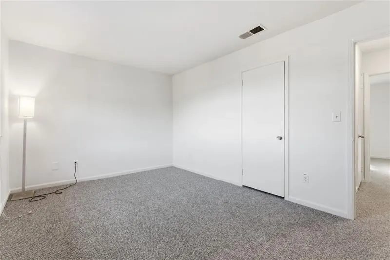 6520 Roswell Road Unit 79, Sandy Springs, Georgia 30328, 2 Bedrooms Bedrooms, ,1 BathroomBathrooms,Residential,For Sale,6520 Roswell Road Unit 79,7746404