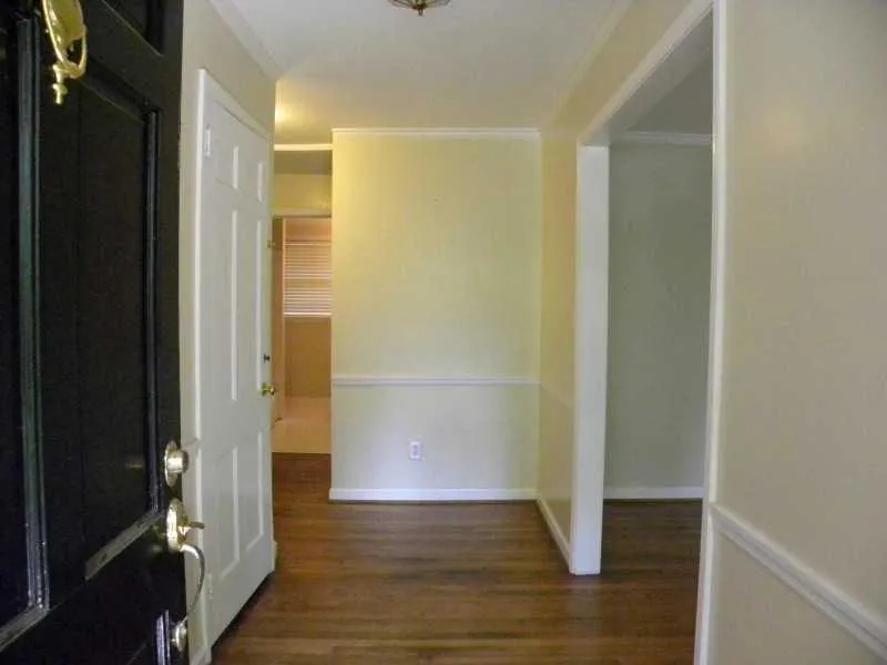 568 Timberland Drive, Atlanta, Georgia 30342, 4 Bedrooms Bedrooms, ,3 BathroomsBathrooms,Residential,Sold,568 Timberland Drive,5229478