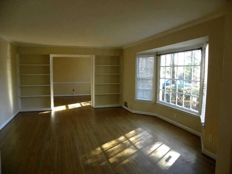 568 Timberland Drive, Atlanta, Georgia 30342, 4 Bedrooms Bedrooms, ,3 BathroomsBathrooms,Residential,Sold,568 Timberland Drive,5229478