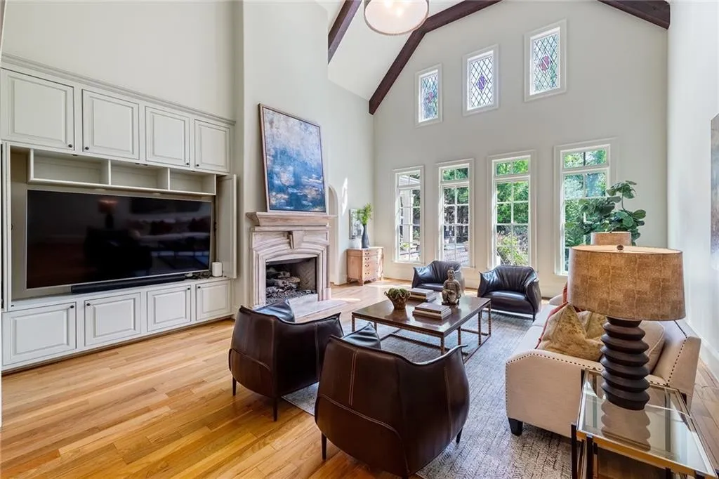 4737 Dudley Lane, Sandy Springs, Georgia 30327, 6 Bedrooms Bedrooms, ,5 BathroomsBathrooms,Residential,Sold,4737 Dudley Lane,7198037