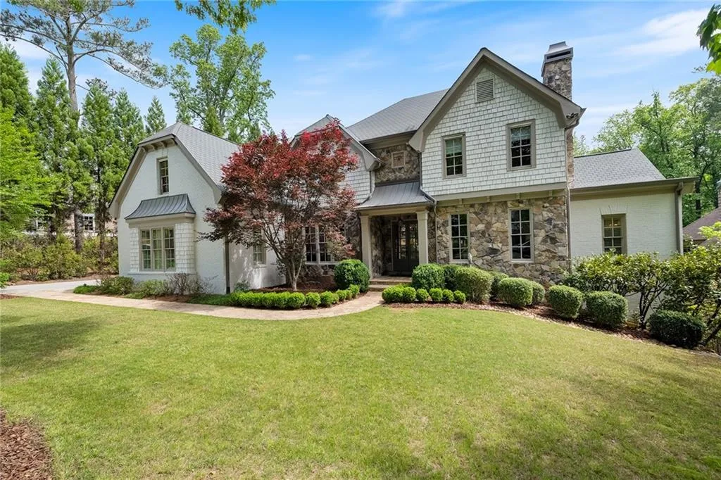 4737 Dudley Lane, Sandy Springs, Georgia 30327, 6 Bedrooms Bedrooms, ,5 BathroomsBathrooms,Residential,Sold,4737 Dudley Lane,7198037