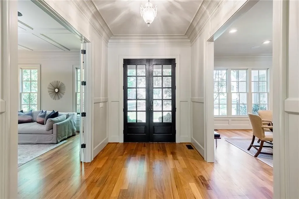 4737 Dudley Lane, Sandy Springs, Georgia 30327, 6 Bedrooms Bedrooms, ,5 BathroomsBathrooms,Residential,Sold,4737 Dudley Lane,7198037