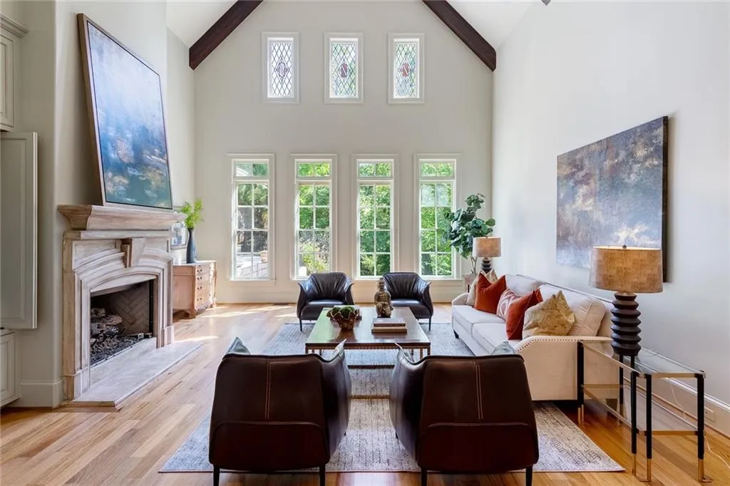 4737 Dudley Lane, Sandy Springs, Georgia 30327, 6 Bedrooms Bedrooms, ,5 BathroomsBathrooms,Residential,Sold,4737 Dudley Lane,7198037