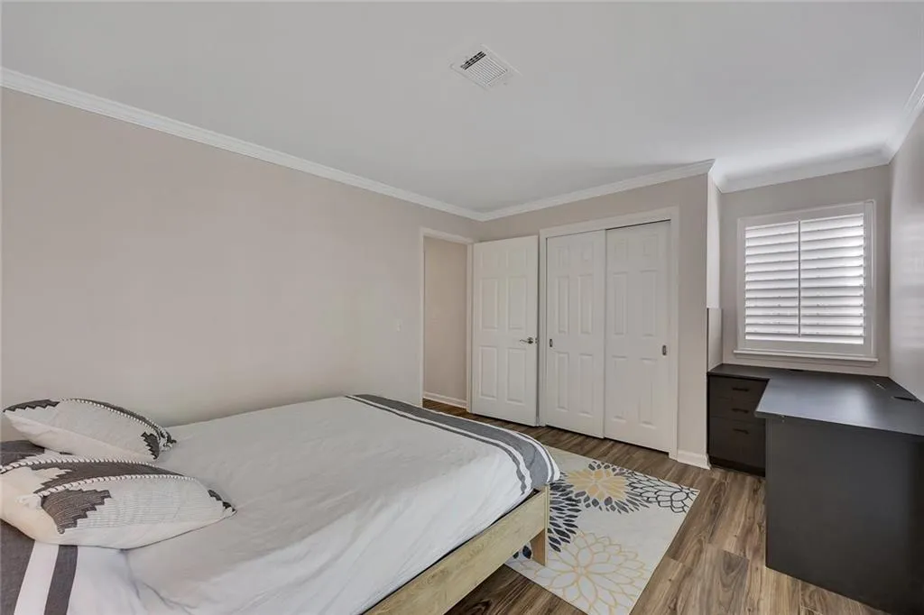 110 Barrington Hills Drive Unit 110, Atlanta, Georgia 30350, 2 Bedrooms Bedrooms, ,2 BathroomsBathrooms,Residential,Sold,110 Barrington Hills Drive Unit 110,7561758
