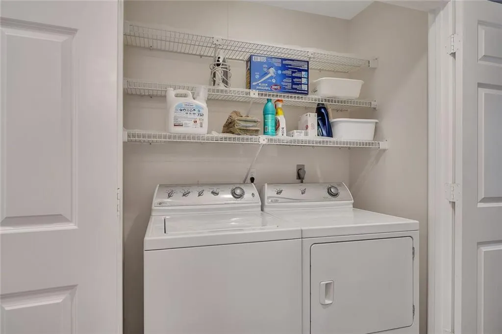 110 Barrington Hills Drive Unit 110, Atlanta, Georgia 30350, 2 Bedrooms Bedrooms, ,2 BathroomsBathrooms,Residential,Sold,110 Barrington Hills Drive Unit 110,7561758