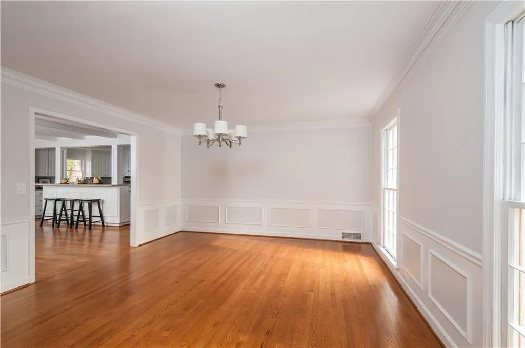 230 Skyridge Drive, Atlanta, Georgia 30350, 5 Bedrooms Bedrooms, ,3 BathroomsBathrooms,Residential,Sold,230 Skyridge Drive,5742618