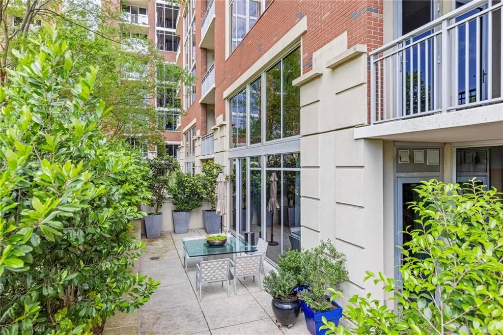 1820 Peachtree Street Unit 311, Atlanta, Georgia 30309, 2 Bedrooms Bedrooms, ,2 BathroomsBathrooms,Residential,For Sale,1820 Peachtree Street Unit 311,7576708