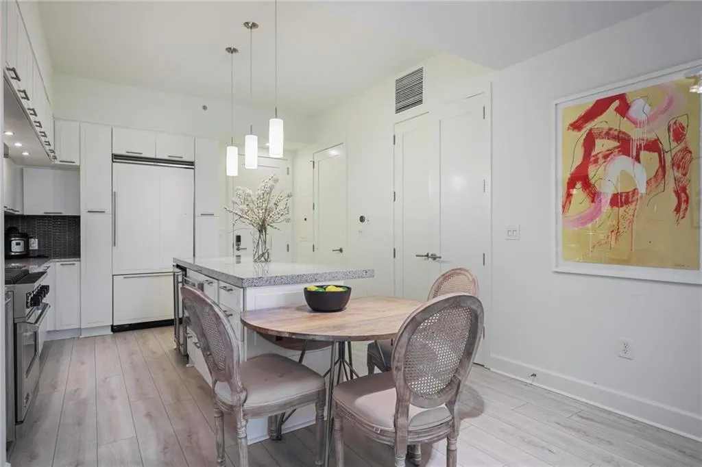 1820 Peachtree Street Unit 311, Atlanta, Georgia 30309, 2 Bedrooms Bedrooms, ,2 BathroomsBathrooms,Residential,For Sale,1820 Peachtree Street Unit 311,7576708