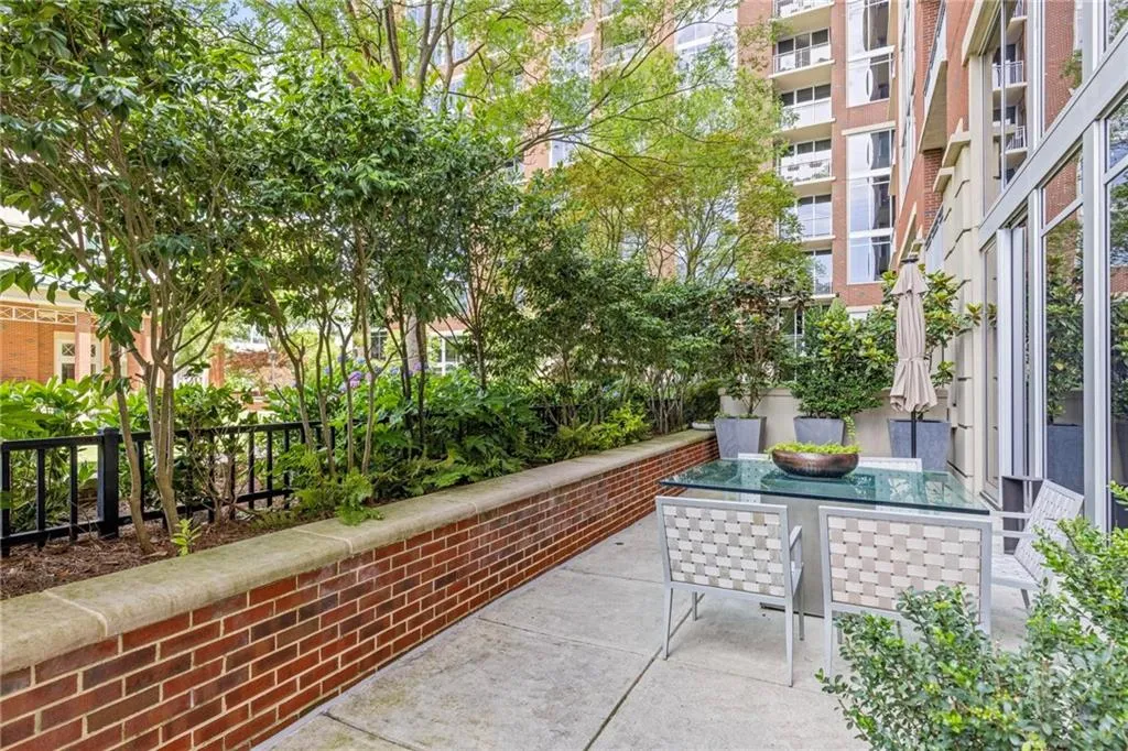 1820 Peachtree Street Unit 311, Atlanta, Georgia 30309, 2 Bedrooms Bedrooms, ,2 BathroomsBathrooms,Residential,For Sale,1820 Peachtree Street Unit 311,7576708