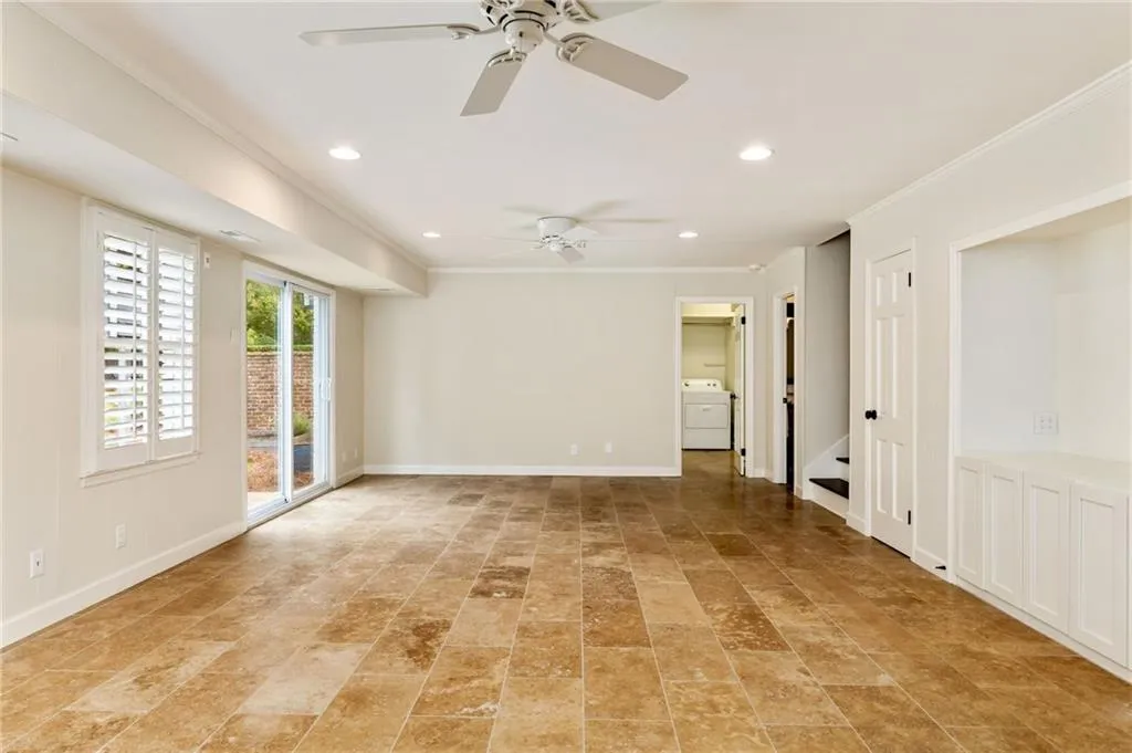 1025 Old Powers Ferry Road, Atlanta, Georgia 30327, 5 Bedrooms Bedrooms, ,3 BathroomsBathrooms,Residential,Sold,1025 Old Powers Ferry Road,7481780