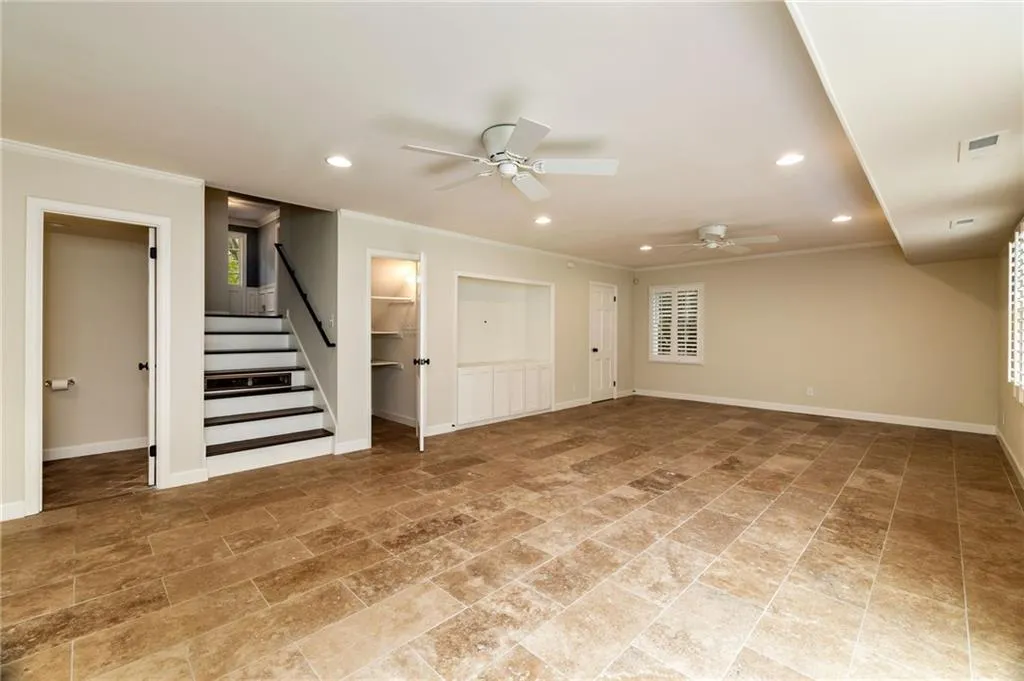 1025 Old Powers Ferry Road, Atlanta, Georgia 30327, 5 Bedrooms Bedrooms, ,3 BathroomsBathrooms,Residential,Sold,1025 Old Powers Ferry Road,7481780