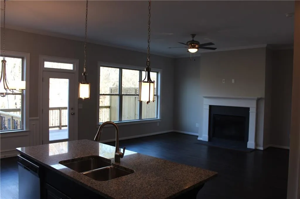 1006 Bergeron Place Unit 1006, Sandy Springs, Georgia 30328, 2 Bedrooms Bedrooms, ,2 BathroomsBathrooms,Residential,Sold,1006 Bergeron Place Unit 1006,5392312