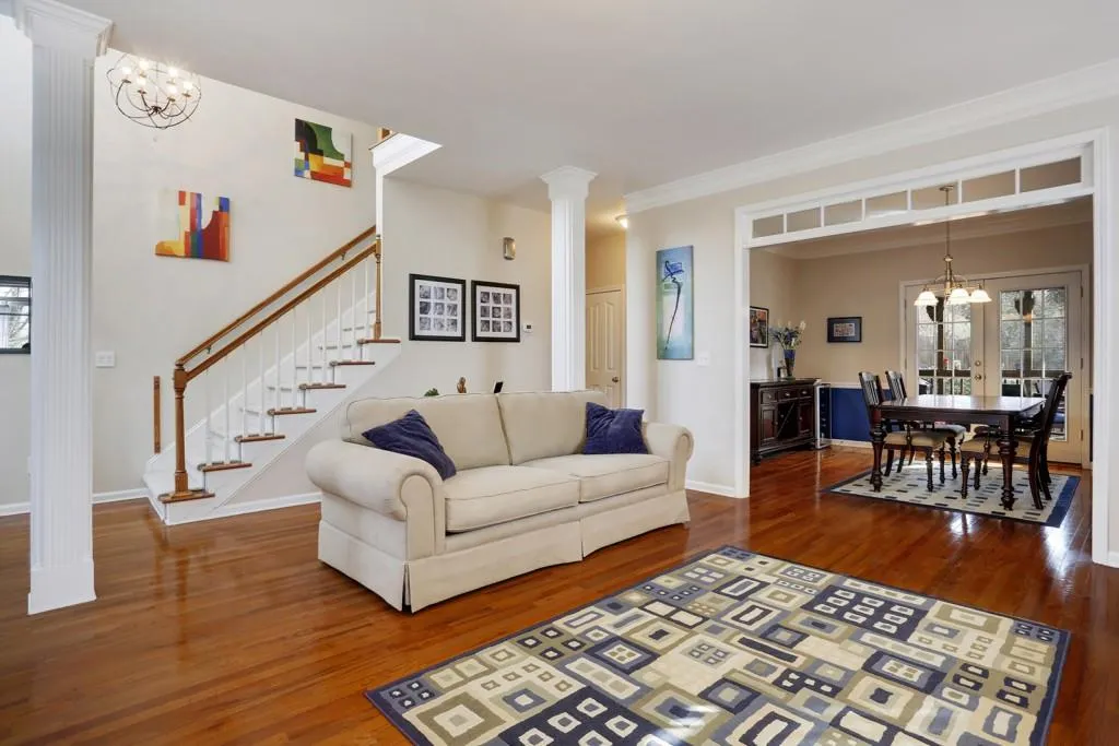 2874 Mitchell Cove Ne, Brookhaven, Georgia 30319, 4 Bedrooms Bedrooms, ,3 BathroomsBathrooms,Residential,Sold,2874 Mitchell Cove Ne,5658764