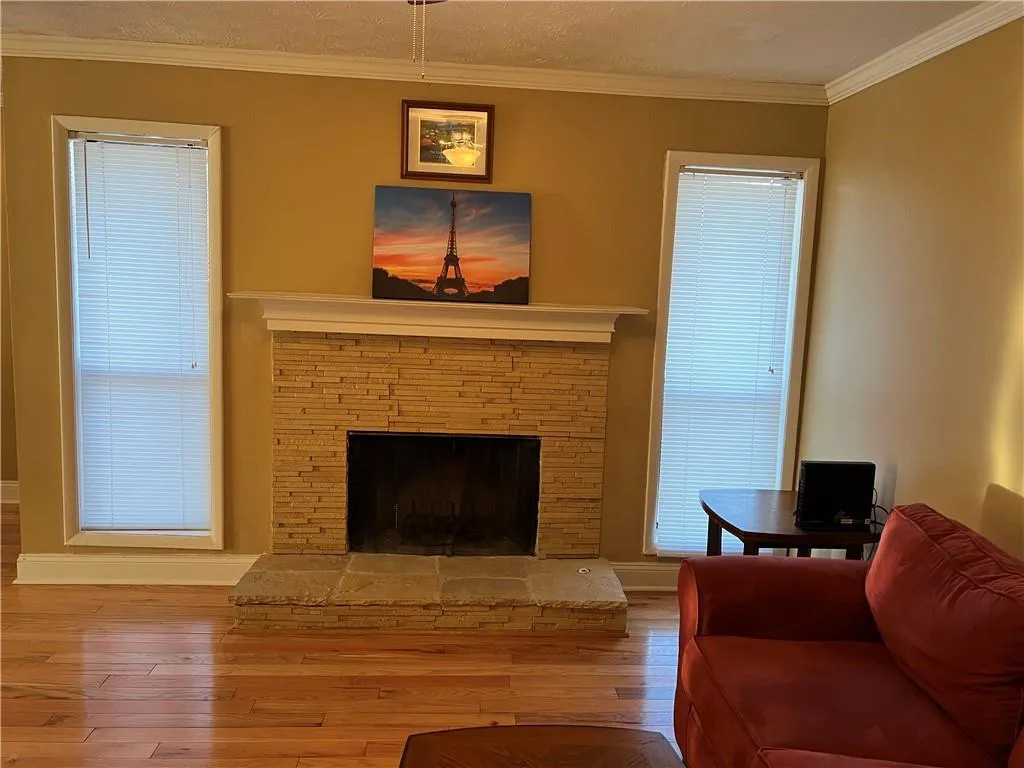 9400 Roberts Drive Unit 5f, Sandy Springs, Georgia 30350, 2 Bedrooms Bedrooms, ,2 BathroomsBathrooms,Residential,Sold,9400 Roberts Drive Unit 5f,7012056