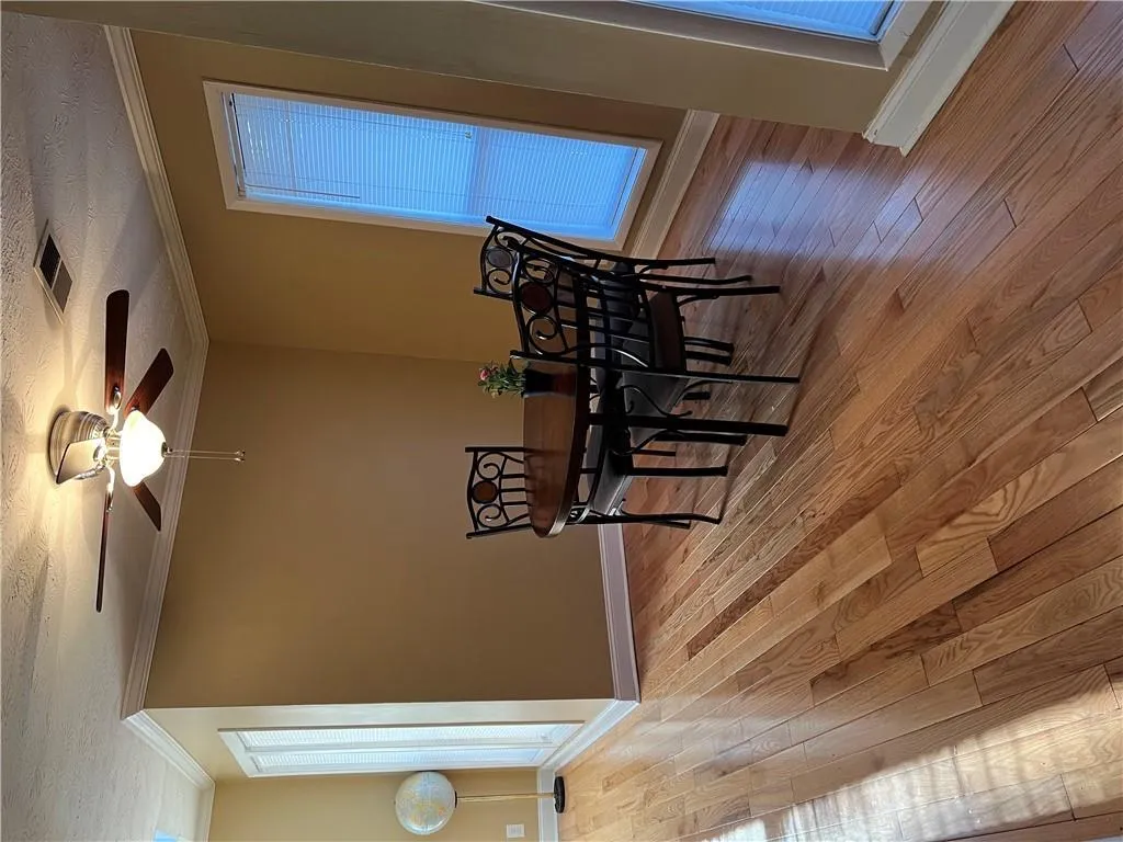 9400 Roberts Drive Unit 5f, Sandy Springs, Georgia 30350, 2 Bedrooms Bedrooms, ,2 BathroomsBathrooms,Residential,Sold,9400 Roberts Drive Unit 5f,7012056