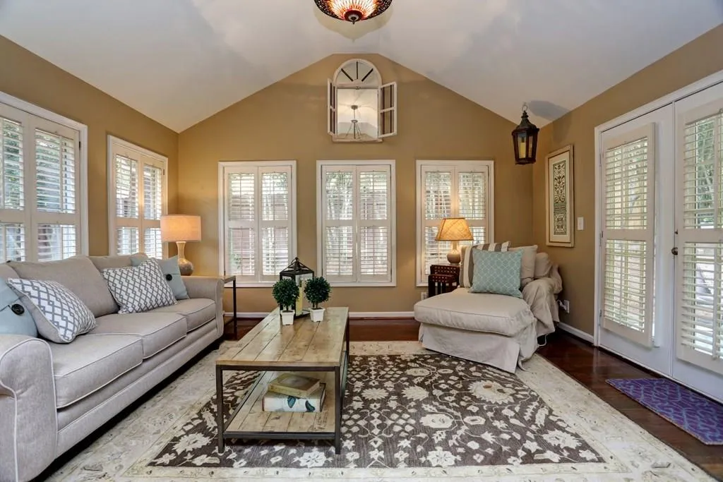 317 Lindbergh Drive Ne, Atlanta, Georgia 30305, 3 Bedrooms Bedrooms, ,2 BathroomsBathrooms,Residential,Sold,317 Lindbergh Drive Ne,5749146