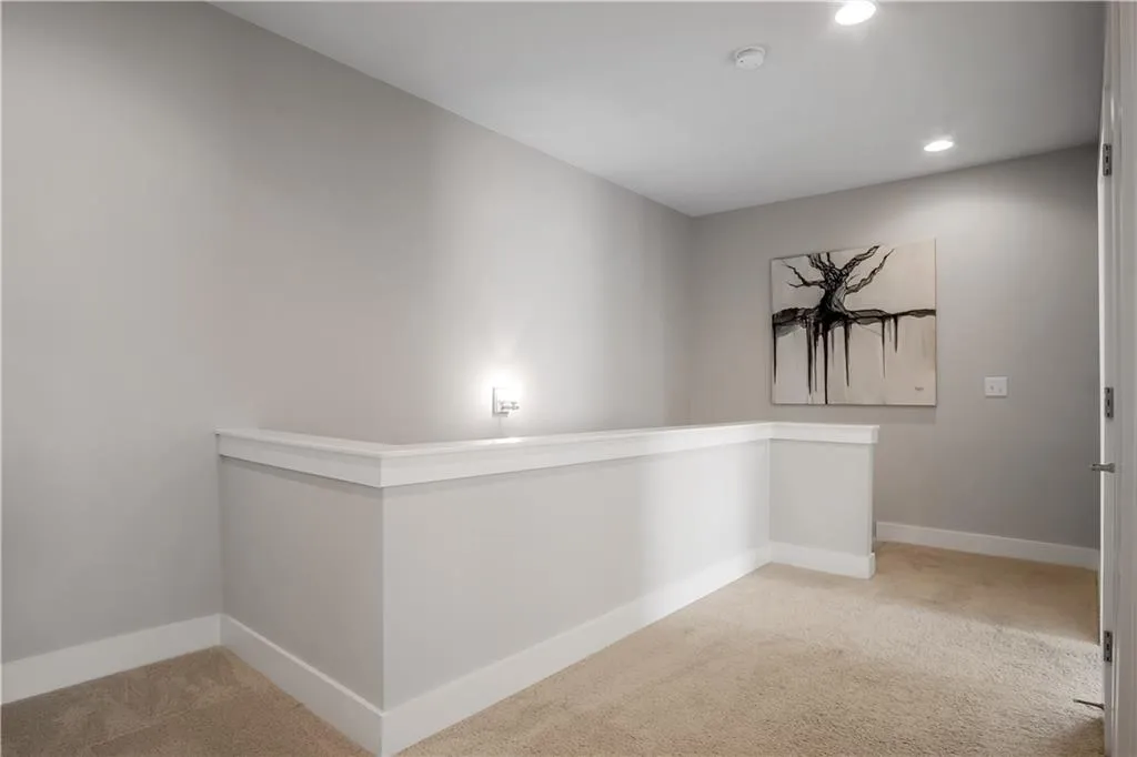 6095 Boylston Drive, Sandy Springs, Georgia 30328, 2 Bedrooms Bedrooms, ,2 BathroomsBathrooms,Residential,Sold,6095 Boylston Drive,6790041