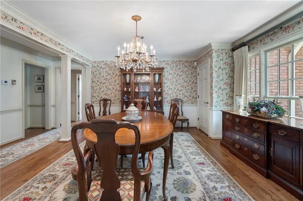 6206 Mountain Brook Way, Atlanta, Georgia 30328, 5 Bedrooms Bedrooms, ,4 BathroomsBathrooms,Residential,For Sale,6206 Mountain Brook Way,7634170