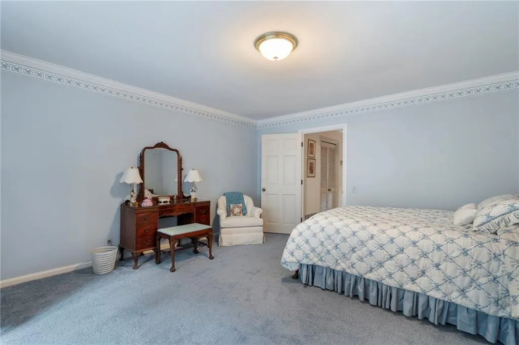 6206 Mountain Brook Way, Atlanta, Georgia 30328, 5 Bedrooms Bedrooms, ,4 BathroomsBathrooms,Residential,For Sale,6206 Mountain Brook Way,7634170