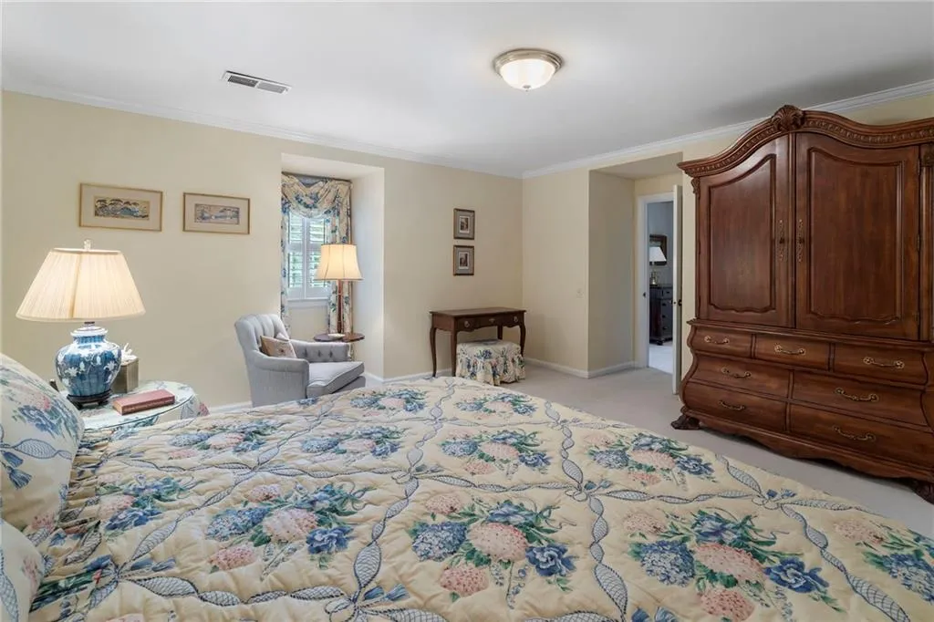 6206 Mountain Brook Way, Atlanta, Georgia 30328, 5 Bedrooms Bedrooms, ,4 BathroomsBathrooms,Residential,For Sale,6206 Mountain Brook Way,7634170