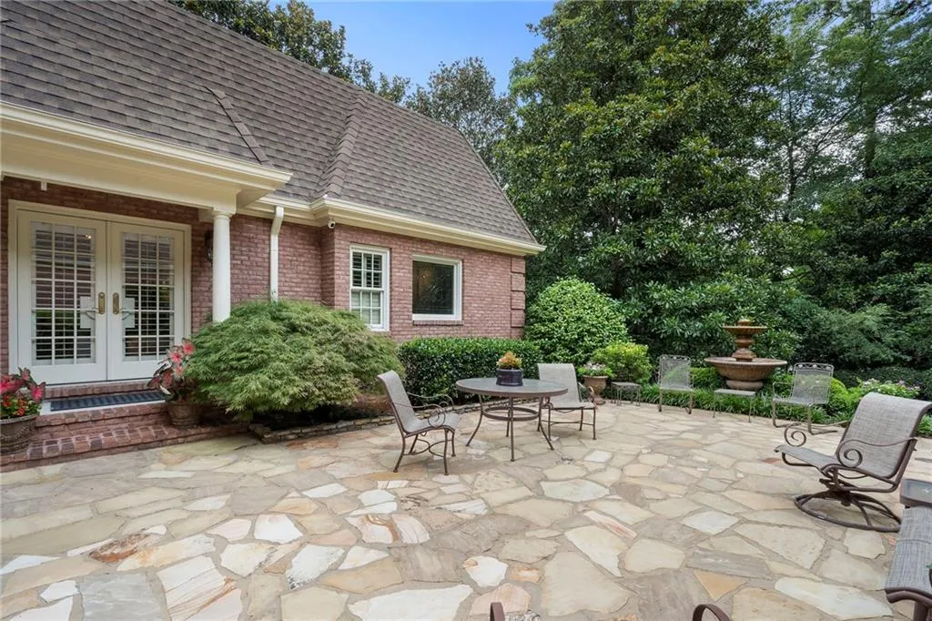 6206 Mountain Brook Way, Atlanta, Georgia 30328, 5 Bedrooms Bedrooms, ,4 BathroomsBathrooms,Residential,For Sale,6206 Mountain Brook Way,7634170