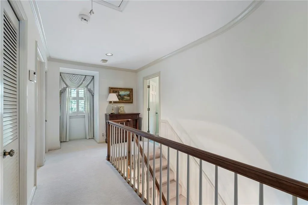 6206 Mountain Brook Way, Atlanta, Georgia 30328, 5 Bedrooms Bedrooms, ,4 BathroomsBathrooms,Residential,For Sale,6206 Mountain Brook Way,7634170