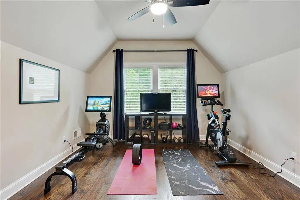 775 Sudbury Road, Sandy Springs, Georgia 30328, 4 Bedrooms Bedrooms, ,4 BathroomsBathrooms,Residential,Sold,775 Sudbury Road,7202796