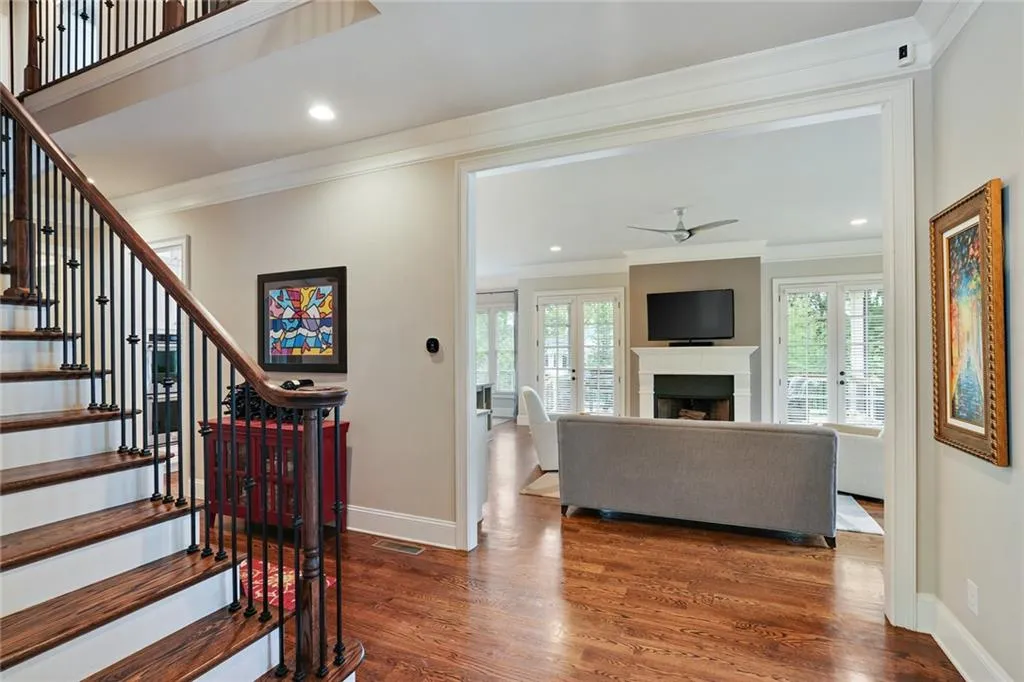 775 Sudbury Road, Sandy Springs, Georgia 30328, 4 Bedrooms Bedrooms, ,4 BathroomsBathrooms,Residential,Sold,775 Sudbury Road,7202796