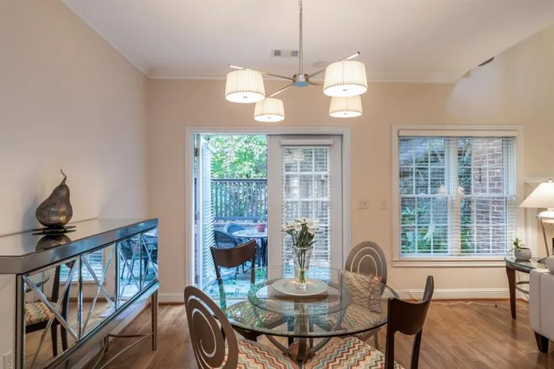 430 Brookview Circle, Sandy Springs, Georgia 30339, 4 Bedrooms Bedrooms, ,2 BathroomsBathrooms,Residential,Sold,430 Brookview Circle,6641633