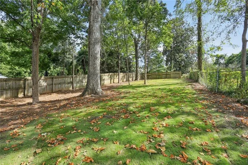 621 E Morningside Drive Ne, Atlanta, Georgia 30324, 6 Bedrooms Bedrooms, ,6 BathroomsBathrooms,Residential,For Sale,621 E Morningside Drive Ne,7661060