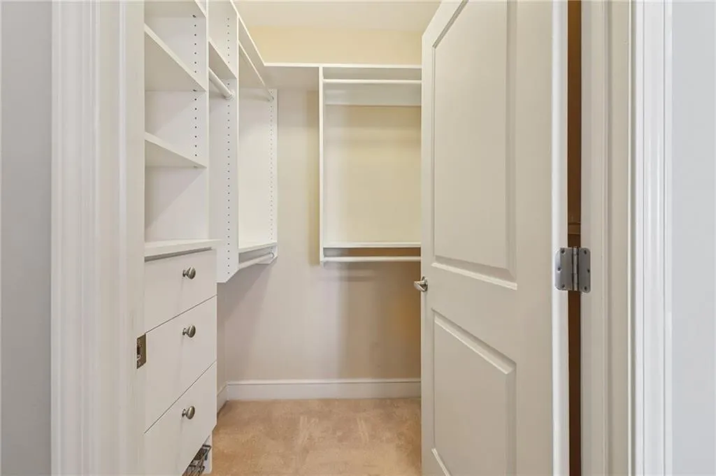 44 Peachtree Place Ne Unit 1829, Atlanta, Georgia 30309, 1 Bedroom Bedrooms, ,1 BathroomBathrooms,Residential,For Sale,44 Peachtree Place Ne Unit 1829,7609971
