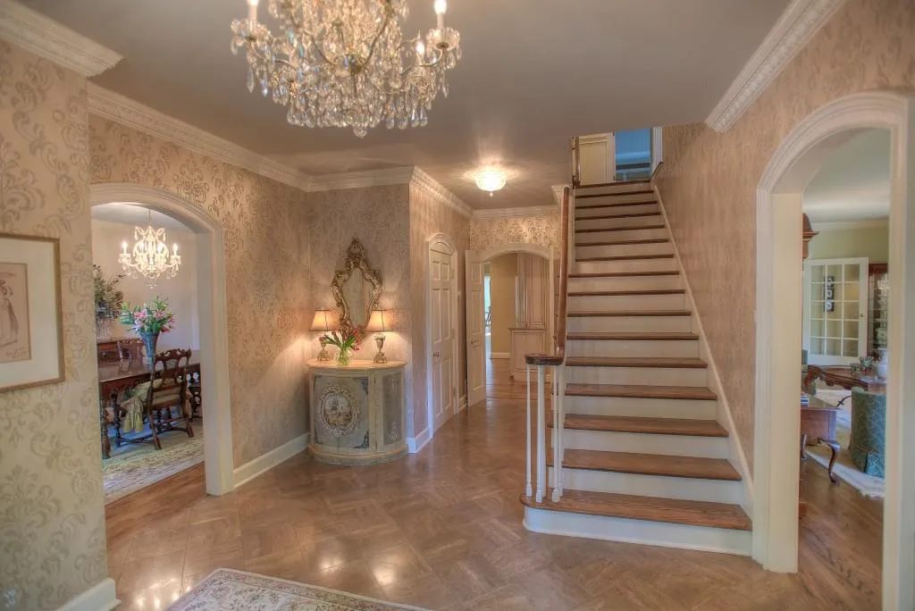 917 Stovall Boulevard Ne, Atlanta, Georgia 30319, 4 Bedrooms Bedrooms, ,3 BathroomsBathrooms,Residential,Sold,917 Stovall Boulevard Ne,5634206