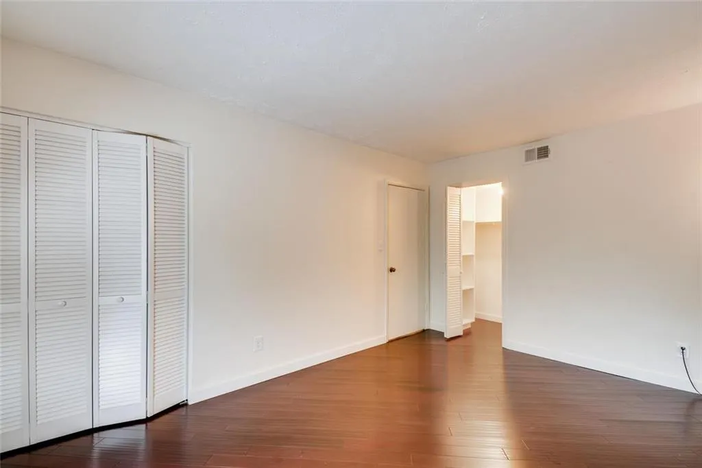 6113 Park Avenue Unit 11, Atlanta, Georgia 30342, 3 Bedrooms Bedrooms, ,2 BathroomsBathrooms,Residential,Sold,6113 Park Avenue Unit 11,6626783