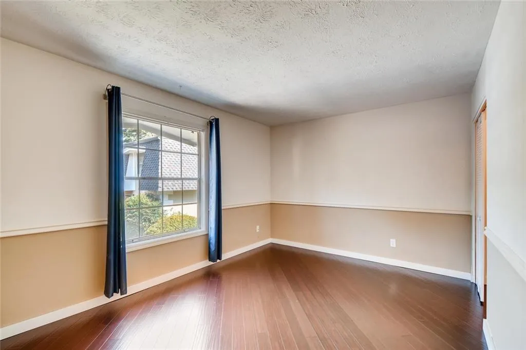6113 Park Avenue Unit 11, Atlanta, Georgia 30342, 3 Bedrooms Bedrooms, ,2 BathroomsBathrooms,Residential,Sold,6113 Park Avenue Unit 11,6626783