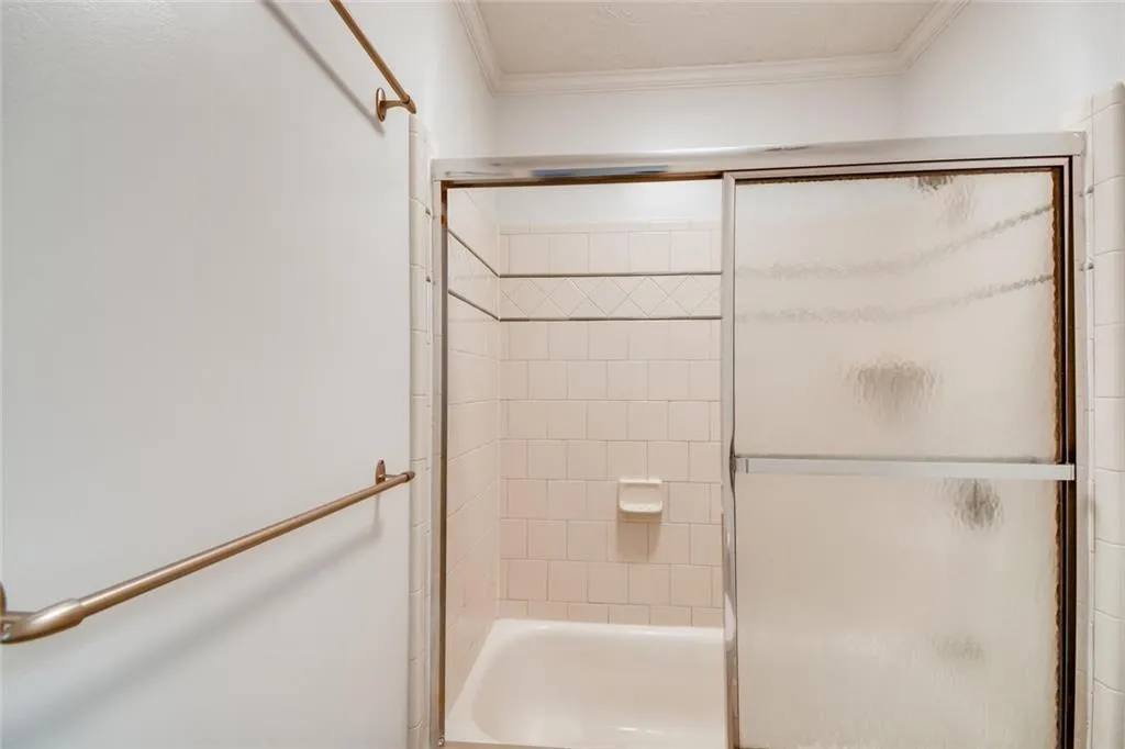 6113 Park Avenue Unit 11, Atlanta, Georgia 30342, 3 Bedrooms Bedrooms, ,2 BathroomsBathrooms,Residential,Sold,6113 Park Avenue Unit 11,6626783