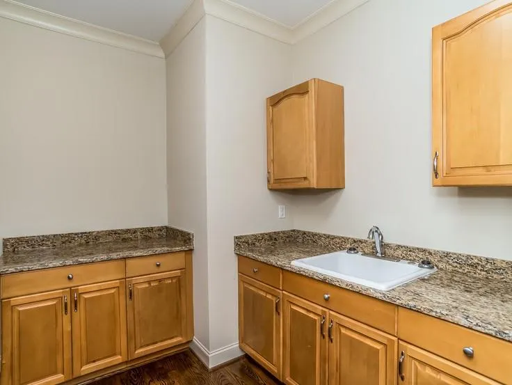 7611 Regency Circle, Sandy Springs, Georgia 30350, 5 Bedrooms Bedrooms, ,5 BathroomsBathrooms,Residential,Sold,7611 Regency Circle,6992059