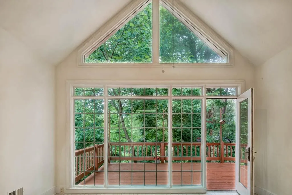 155 Belmont Trace, Atlanta, Georgia 30328, 3 Bedrooms Bedrooms, ,2 BathroomsBathrooms,Residential,Sold,155 Belmont Trace,6736380