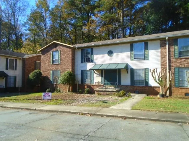 5525 Kingsport Drive, Sandy Springs, Georgia 30342, 2 Bedrooms Bedrooms, ,1 BathroomBathrooms,Residential,Sold,5525 Kingsport Drive,6095727