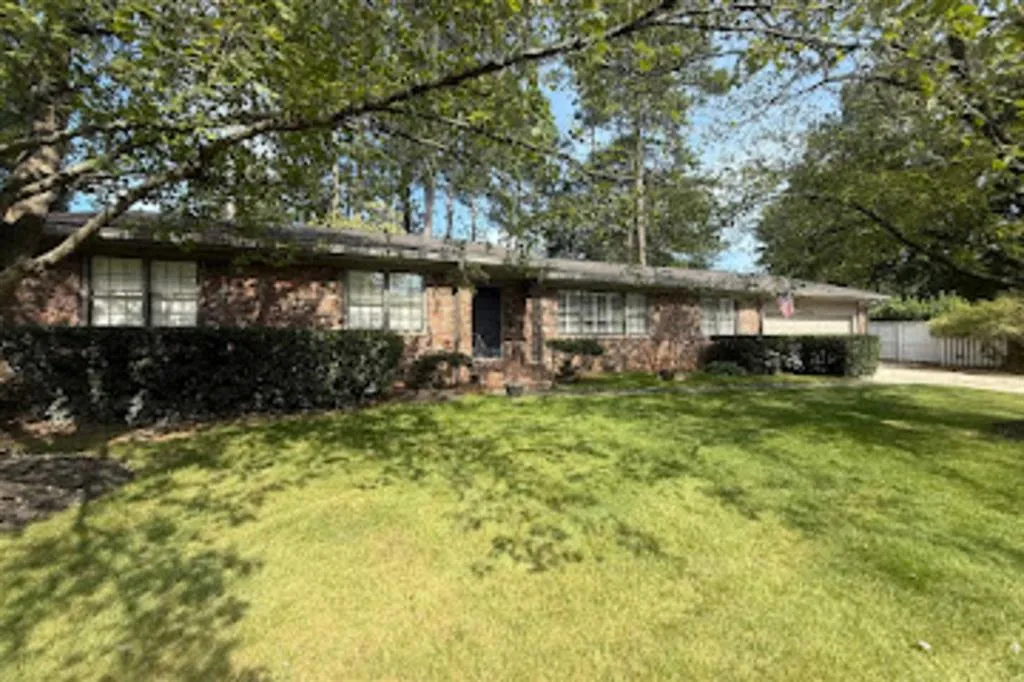 5795 Timberlane Terrace Ne, Sandy Springs, Georgia 30328, 3 Bedrooms Bedrooms, ,2 BathroomsBathrooms,Residential,For Sale,5795 Timberlane Terrace Ne,7645428 5795 Timberlane Terrace Ne, Sandy Springs, Georgia 30328, 3 Bedrooms Bedrooms, ,2 BathroomsBathrooms,Residential,For Sale,5795 Timberlane Terrace Ne,7645428