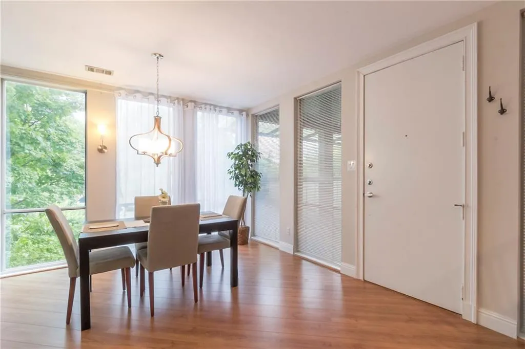 287 14th Street Nw Unit 13, Atlanta, Georgia 30318, 2 Bedrooms Bedrooms, ,1 BathroomBathrooms,Residential,Sold,287 14th Street Nw Unit 13,5905072