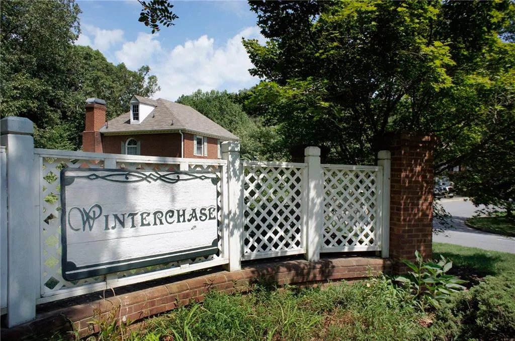 520 Brantley Road, Sandy Springs, Georgia 30350, 3 Bedrooms Bedrooms, ,3 BathroomsBathrooms,Residential,Sold,520 Brantley Road,5743283