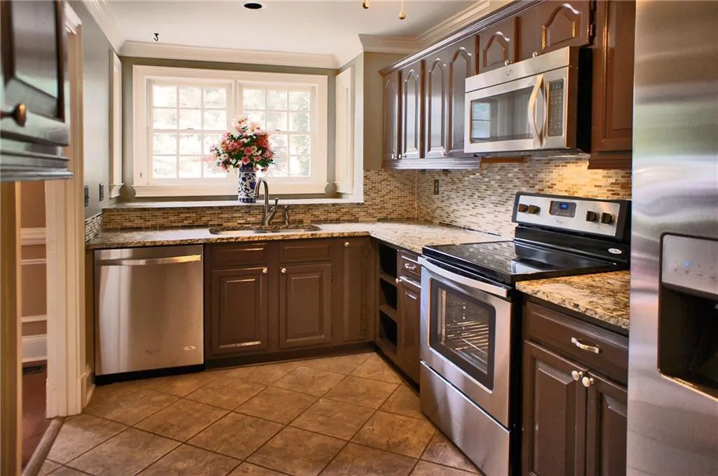 520 Brantley Road, Sandy Springs, Georgia 30350, 3 Bedrooms Bedrooms, ,3 BathroomsBathrooms,Residential,Sold,520 Brantley Road,5743283