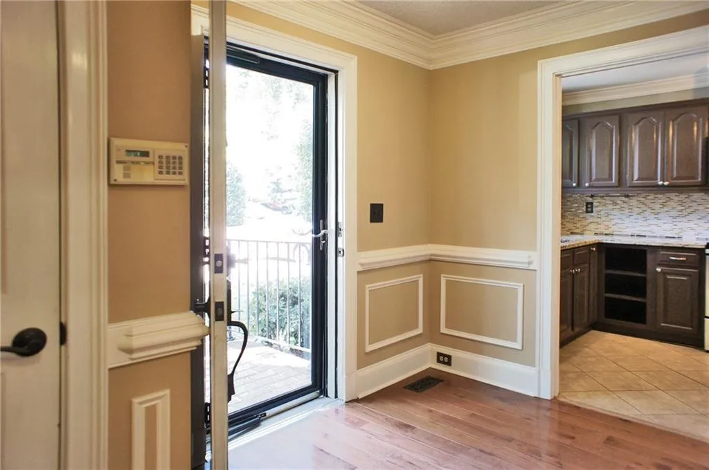 520 Brantley Road, Sandy Springs, Georgia 30350, 3 Bedrooms Bedrooms, ,3 BathroomsBathrooms,Residential,Sold,520 Brantley Road,5743283