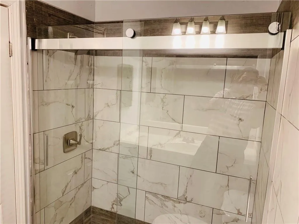 6700 Roswell Road Unit 29e, Atlanta, Georgia 30328, 2 Bedrooms Bedrooms, ,1 BathroomBathrooms,Residential,Sold,6700 Roswell Road Unit 29e,6679663