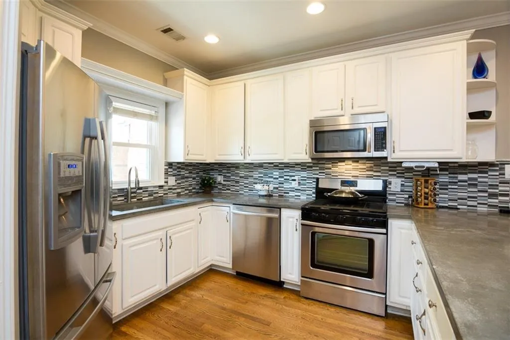 8615 Hope Mews Court, Atlanta, Georgia 30350, 2 Bedrooms Bedrooms, ,2 BathroomsBathrooms,Residential,Sold,8615 Hope Mews Court,6010413