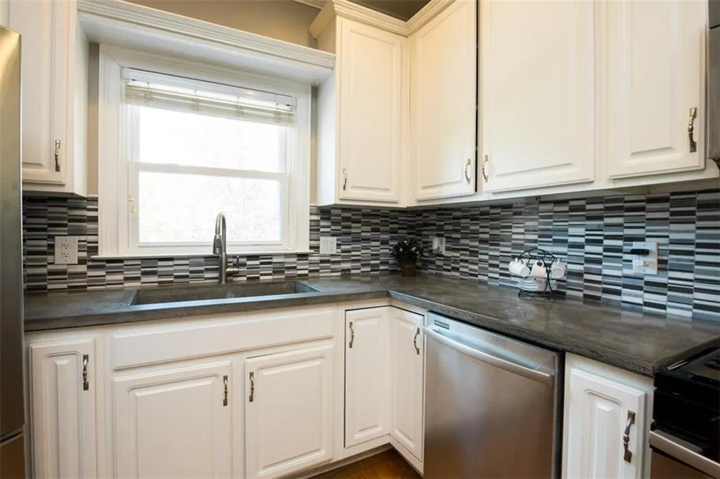 8615 Hope Mews Court, Atlanta, Georgia 30350, 2 Bedrooms Bedrooms, ,2 BathroomsBathrooms,Residential,Sold,8615 Hope Mews Court,6010413