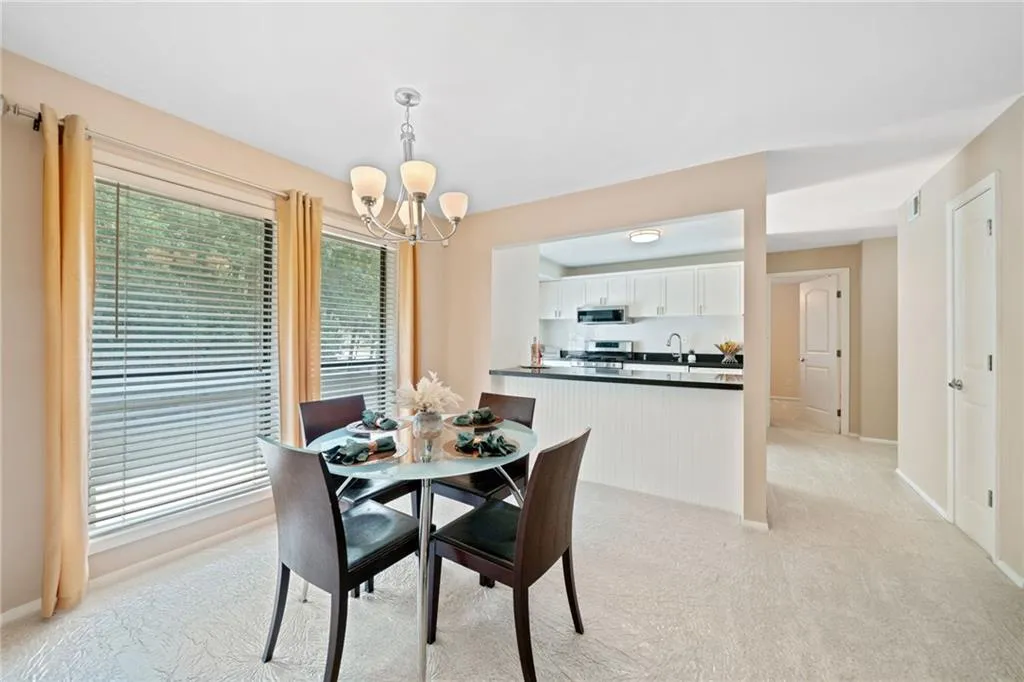 1706 Woodcliff Drive, Atlanta, Georgia 30350, 2 Bedrooms Bedrooms, ,2 BathroomsBathrooms,Residential,Sold,1706 Woodcliff Drive,7428685