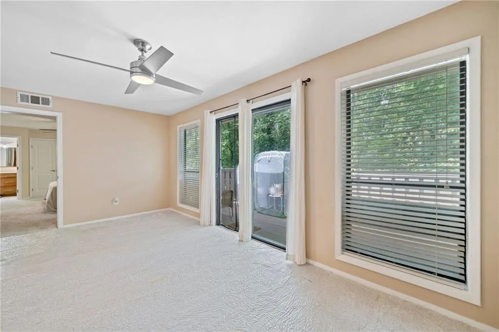 1706 Woodcliff Drive, Atlanta, Georgia 30350, 2 Bedrooms Bedrooms, ,2 BathroomsBathrooms,Residential,Sold,1706 Woodcliff Drive,7428685