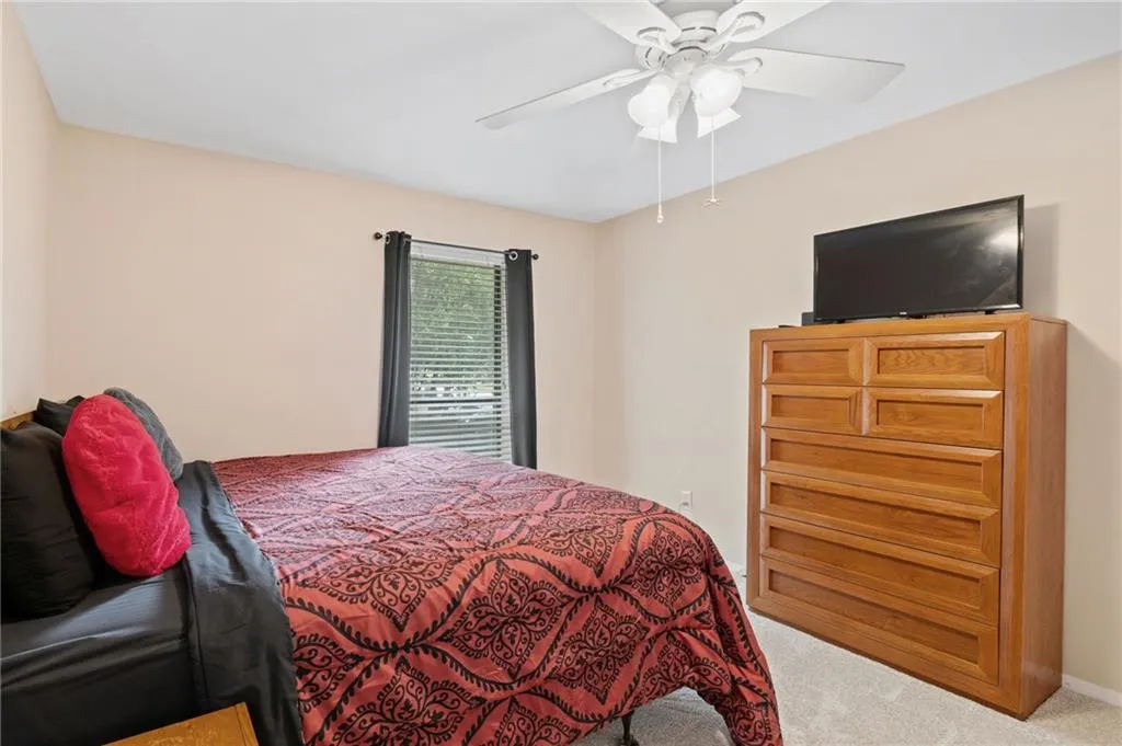 1706 Woodcliff Drive, Atlanta, Georgia 30350, 2 Bedrooms Bedrooms, ,2 BathroomsBathrooms,Residential,Sold,1706 Woodcliff Drive,7428685